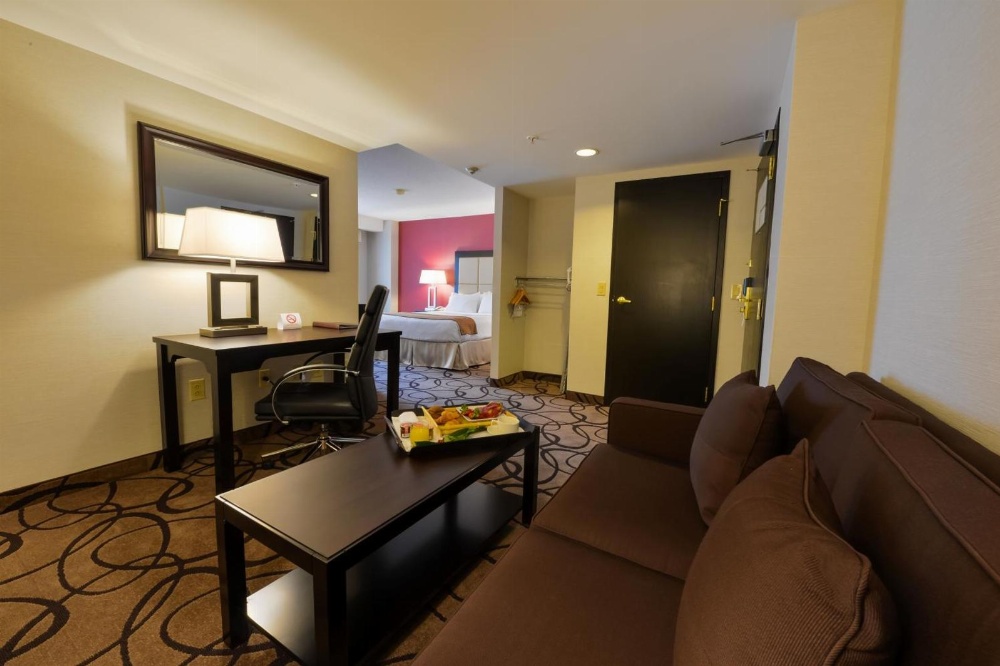 Holiday Inn Montreal Centre Ville Downtown